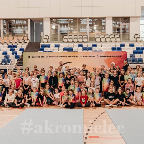 Mikołajki z akrobatyką